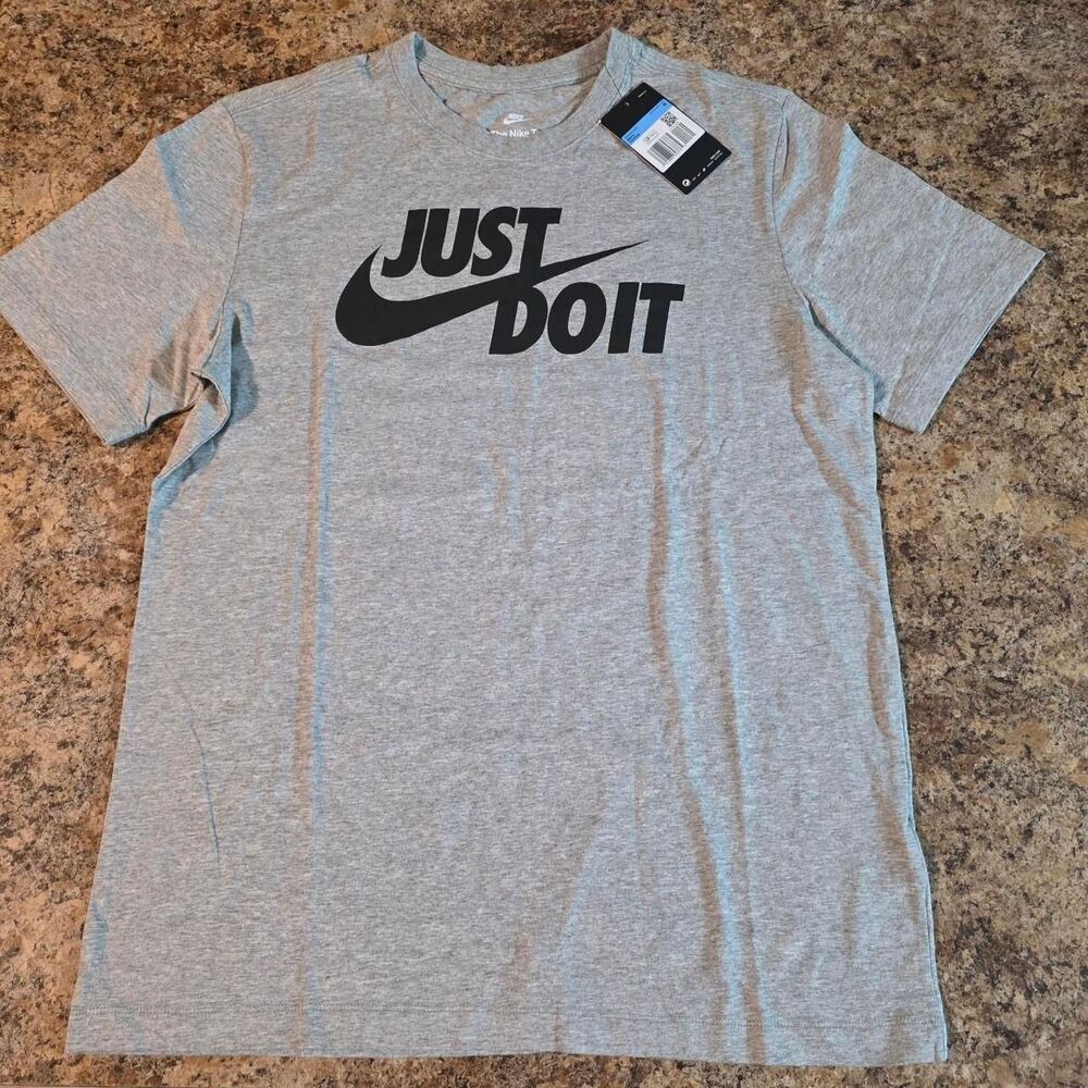 NWT Nike Mens Medium Gray Just Do It Swoosh Graphic T-Shirt